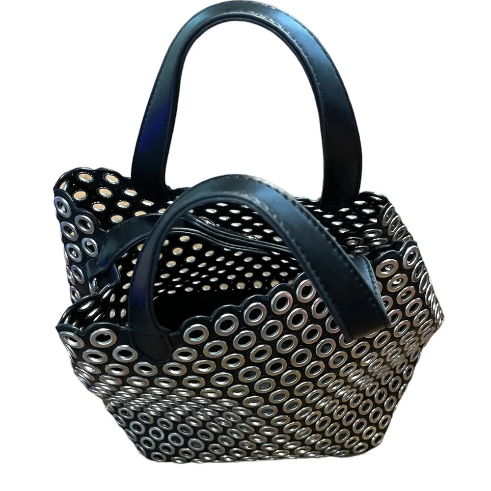 Biker style no name black & silver tote & removable insert. NWOT - Picture 6 of 10